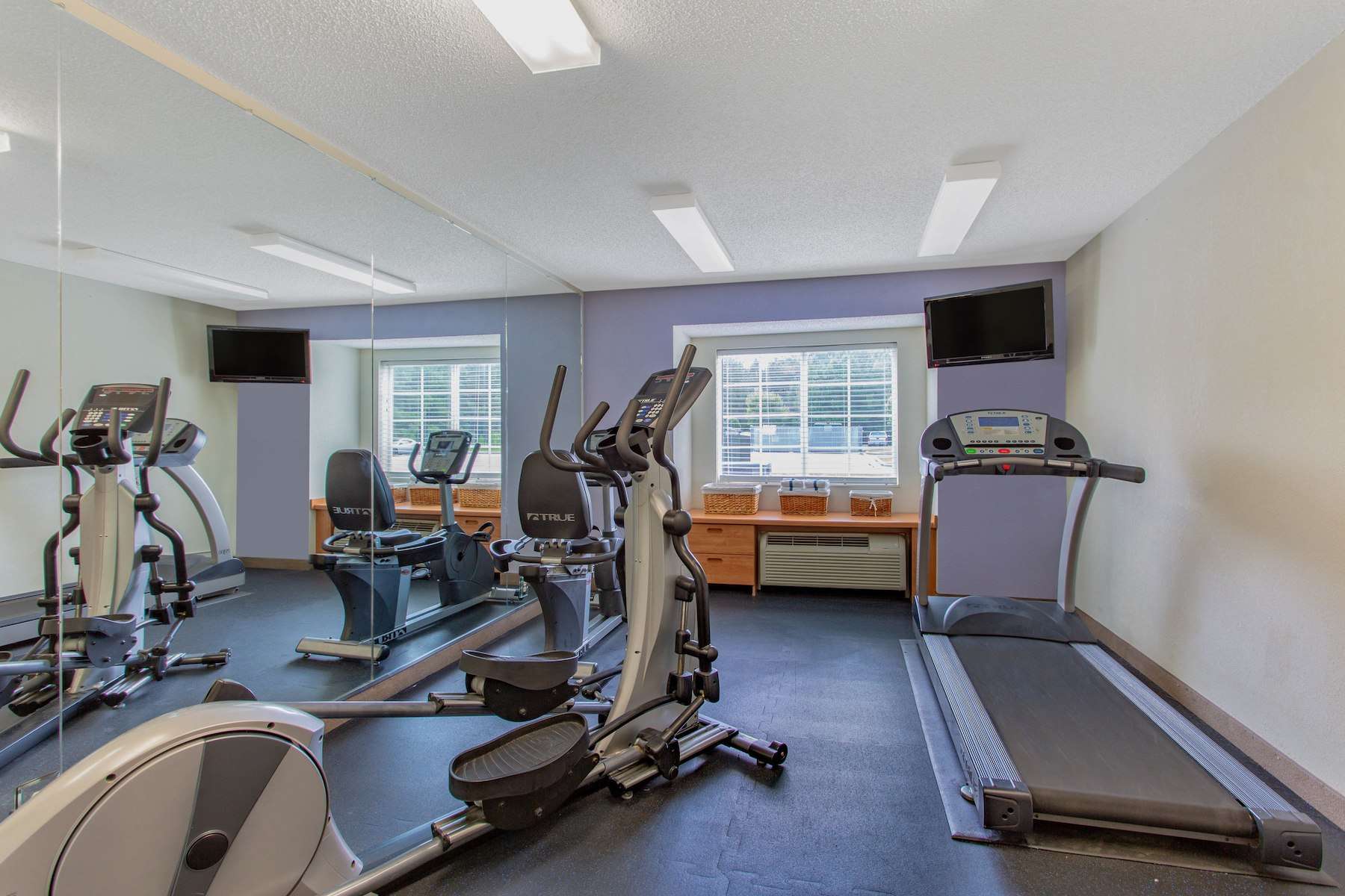 Microtel Inn & Suites by Wyndham Lillington Near Campbell U