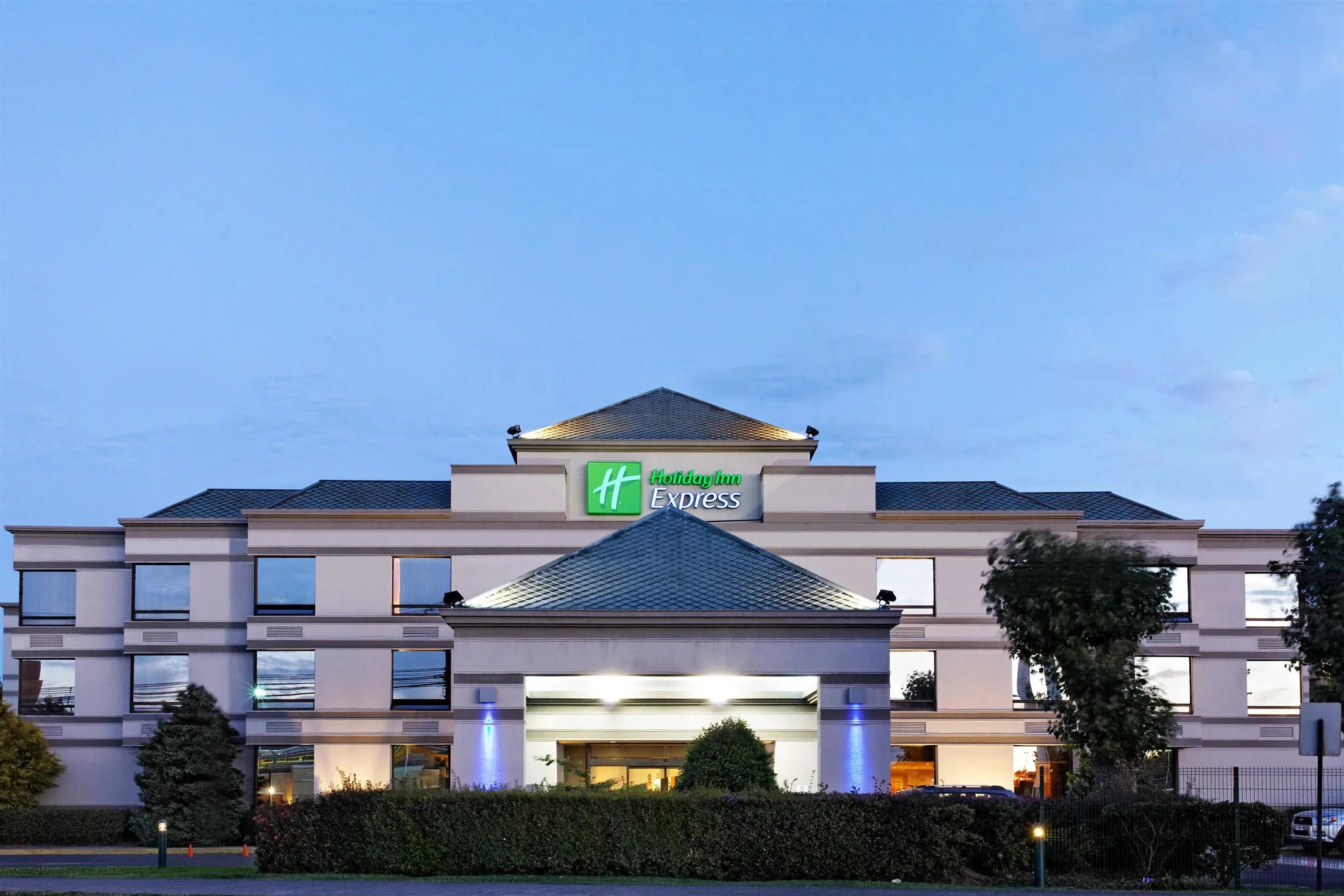 FACADE at Holiday Inn Express Concepcion, Conception, Chile.