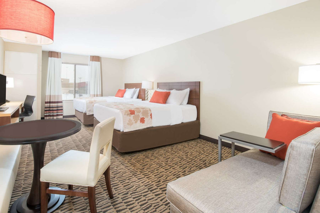 Hawthorn Suites by Wyndham Fargo