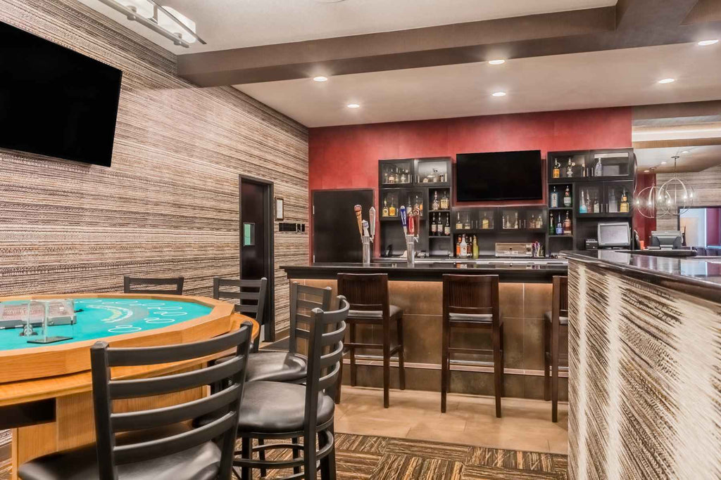 Ramada by Wyndham Grand Forks