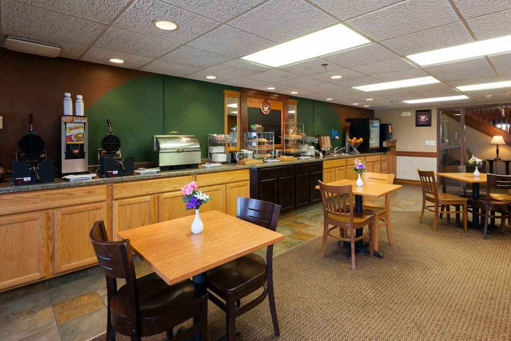 AmericInn by Wyndham Valley City Conference Center