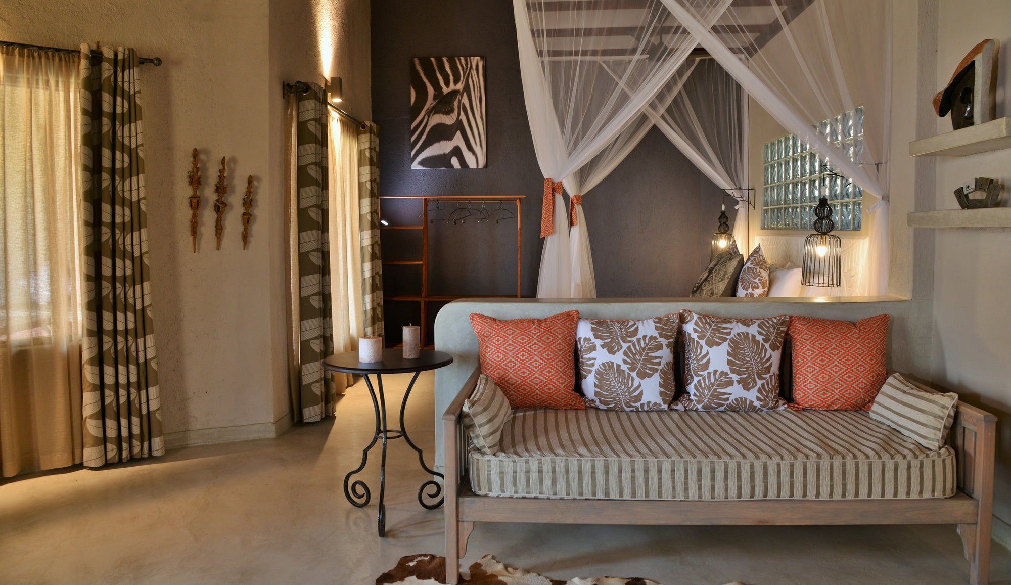 Lake View Suite Lounge Area