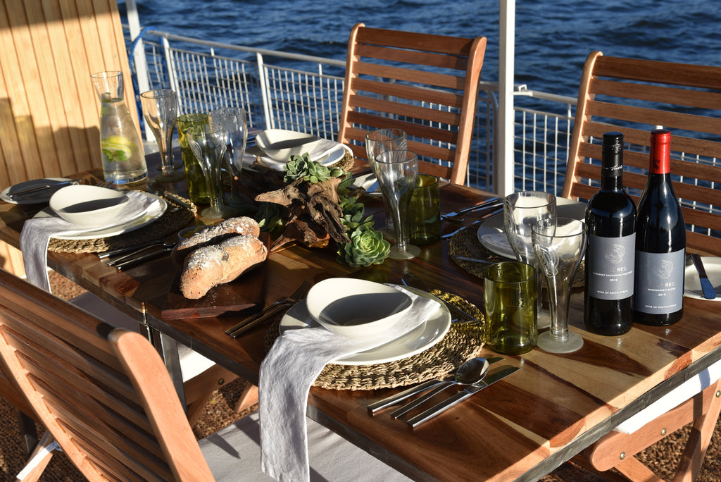 Lunch Cruise Table Set