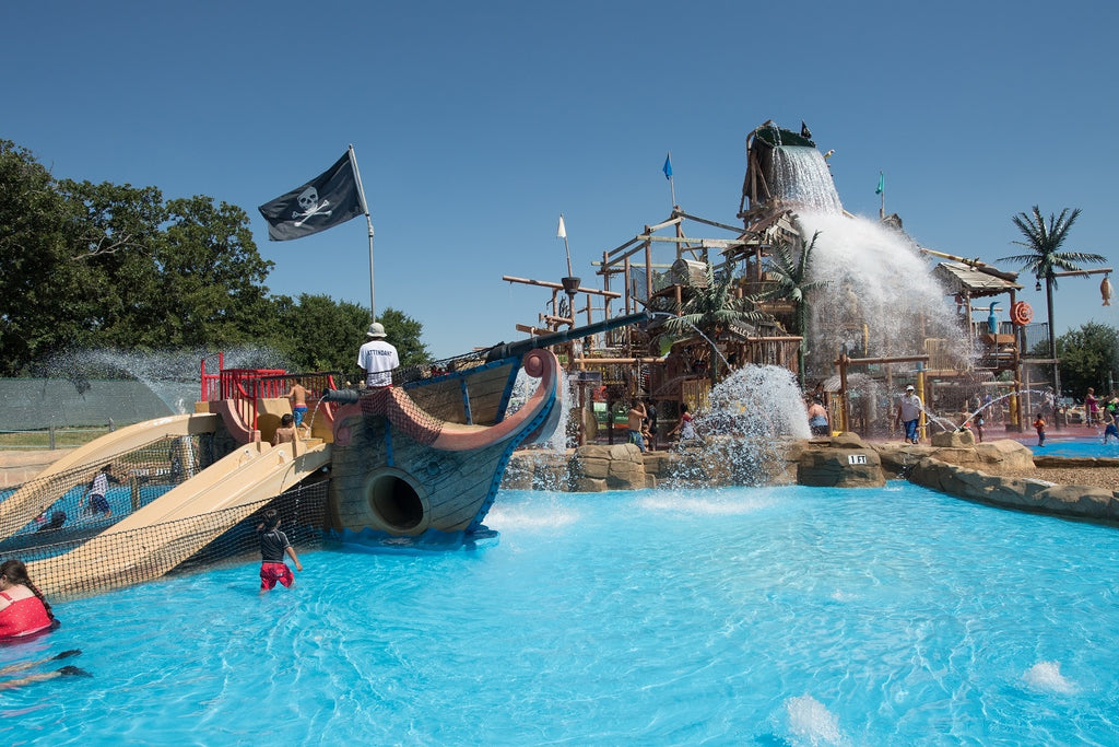 Six Flags Hurricane Harbor