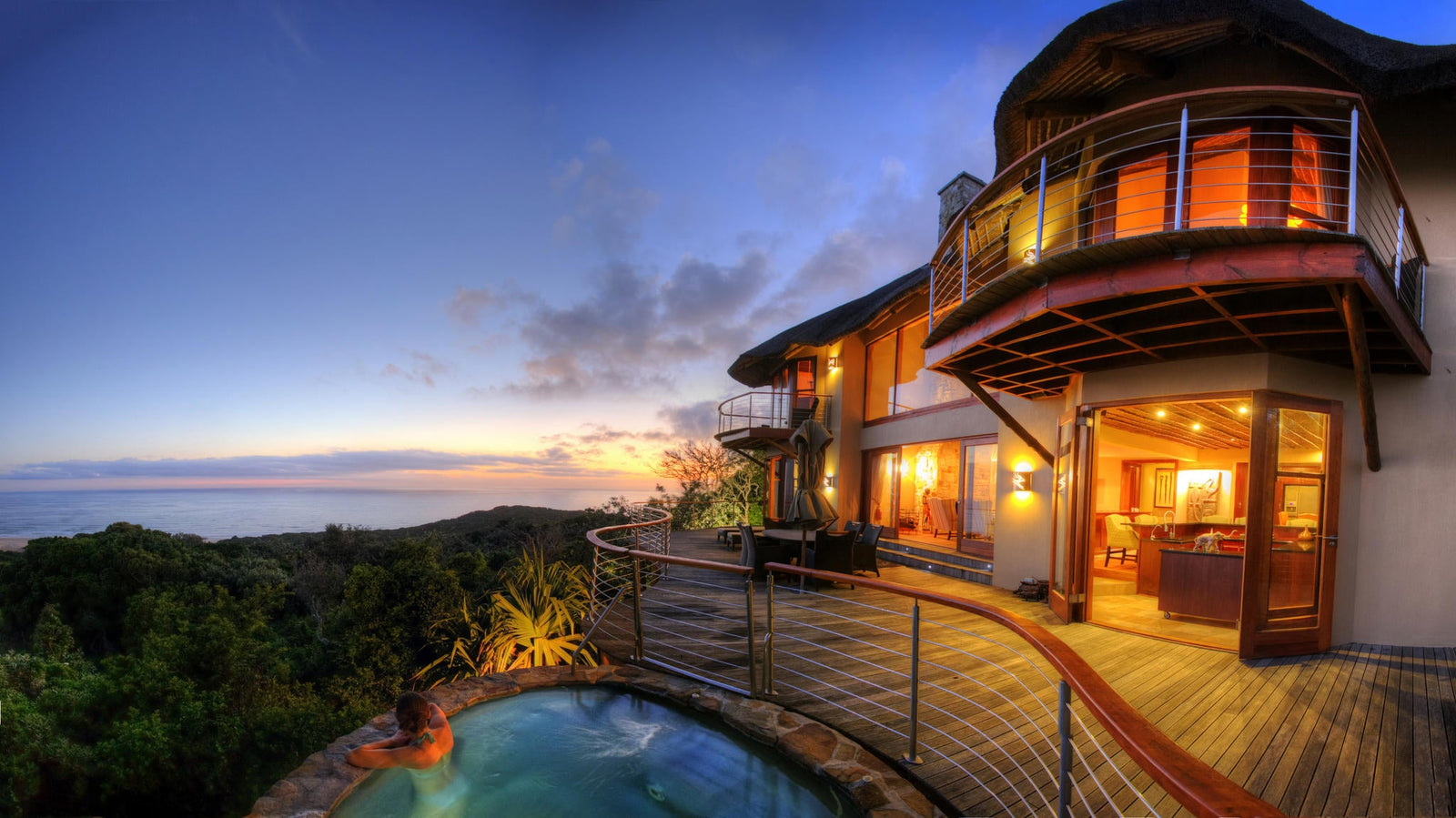 PRIVATE HOUSE