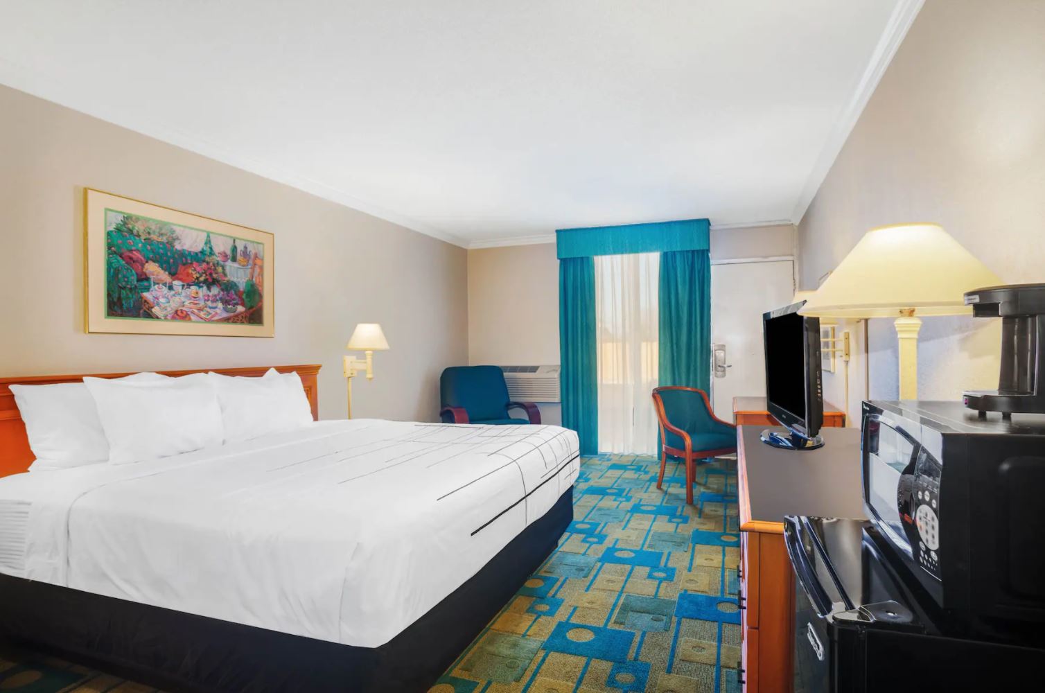 Days Inn by Wyndham Del Rio