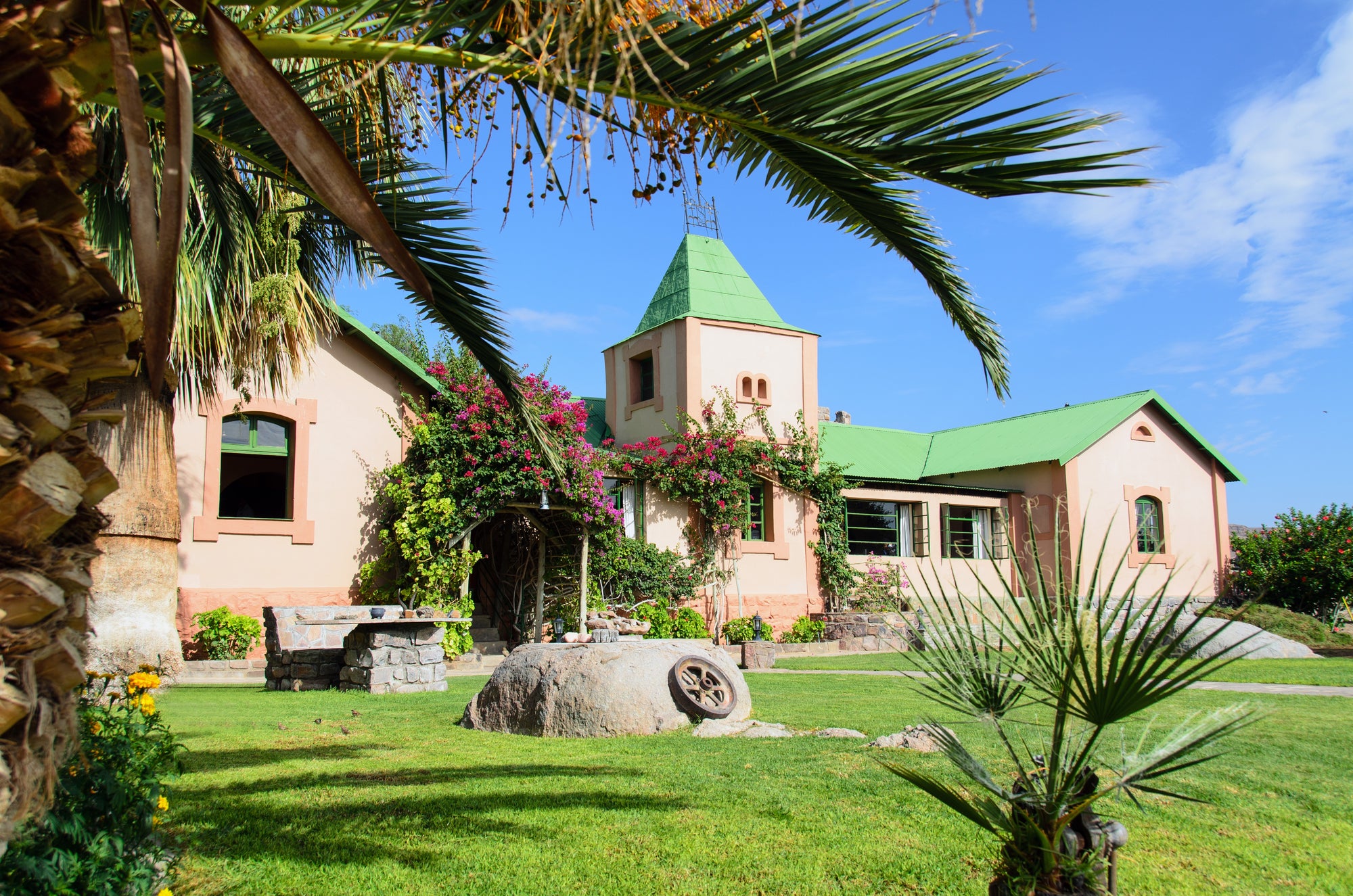 Canyon Lodge