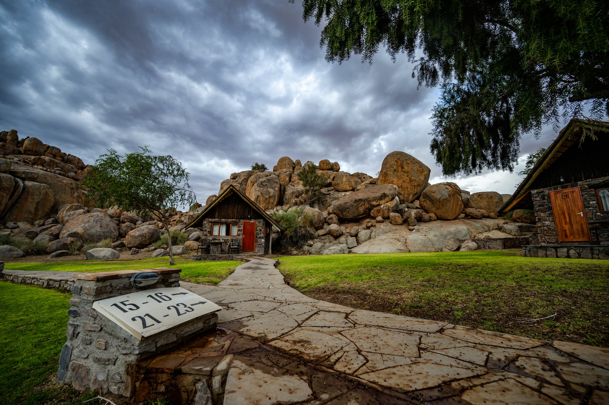 Canyon Lodge