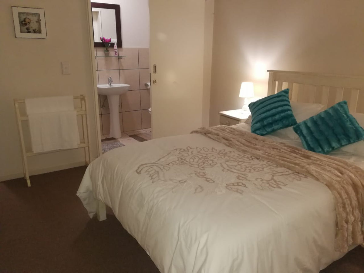 Evelyvans Apartments