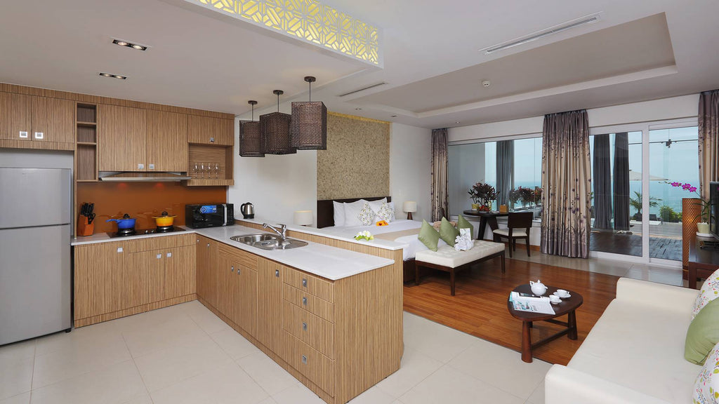 The Cliff Resort & Residences