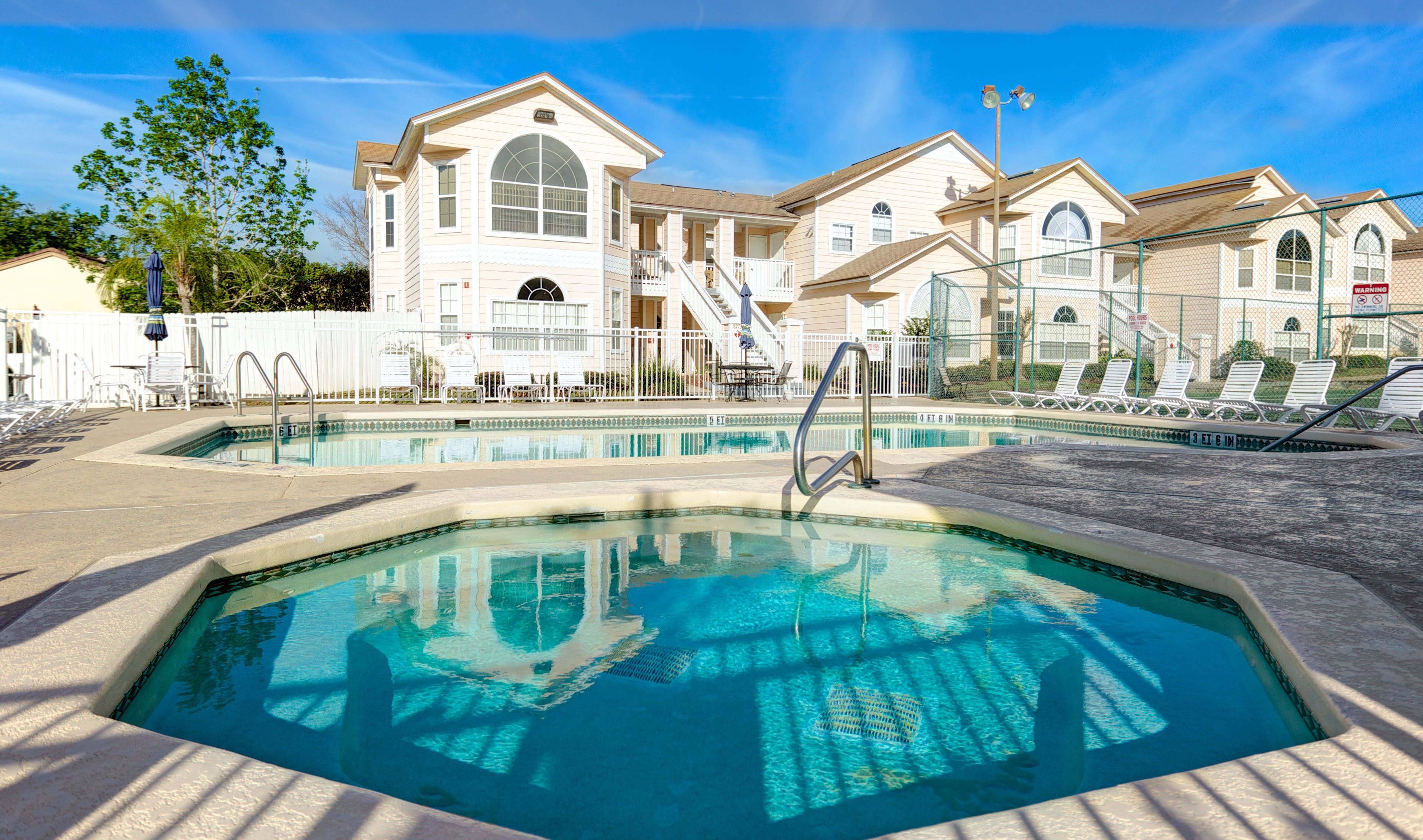 Island Club Villas