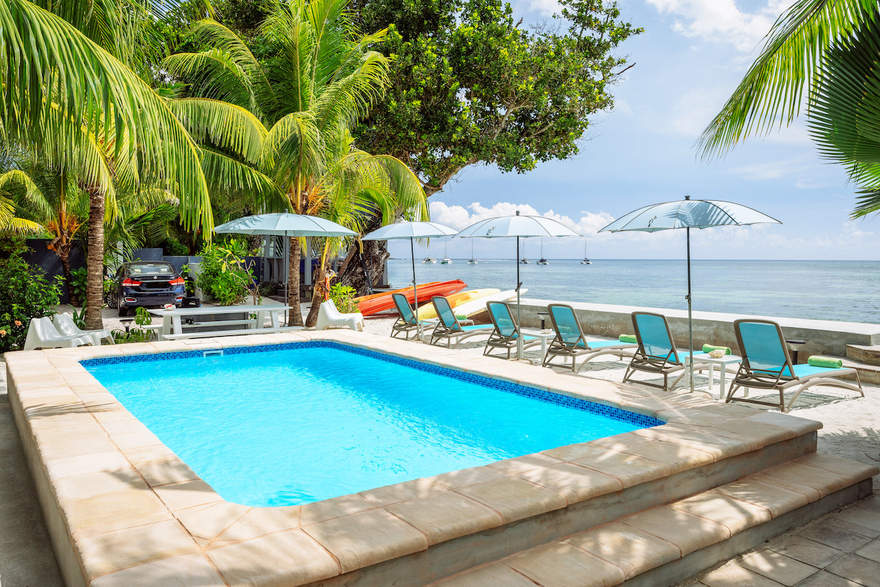Le Nautique Luxury Beachfront Apartments Mahe