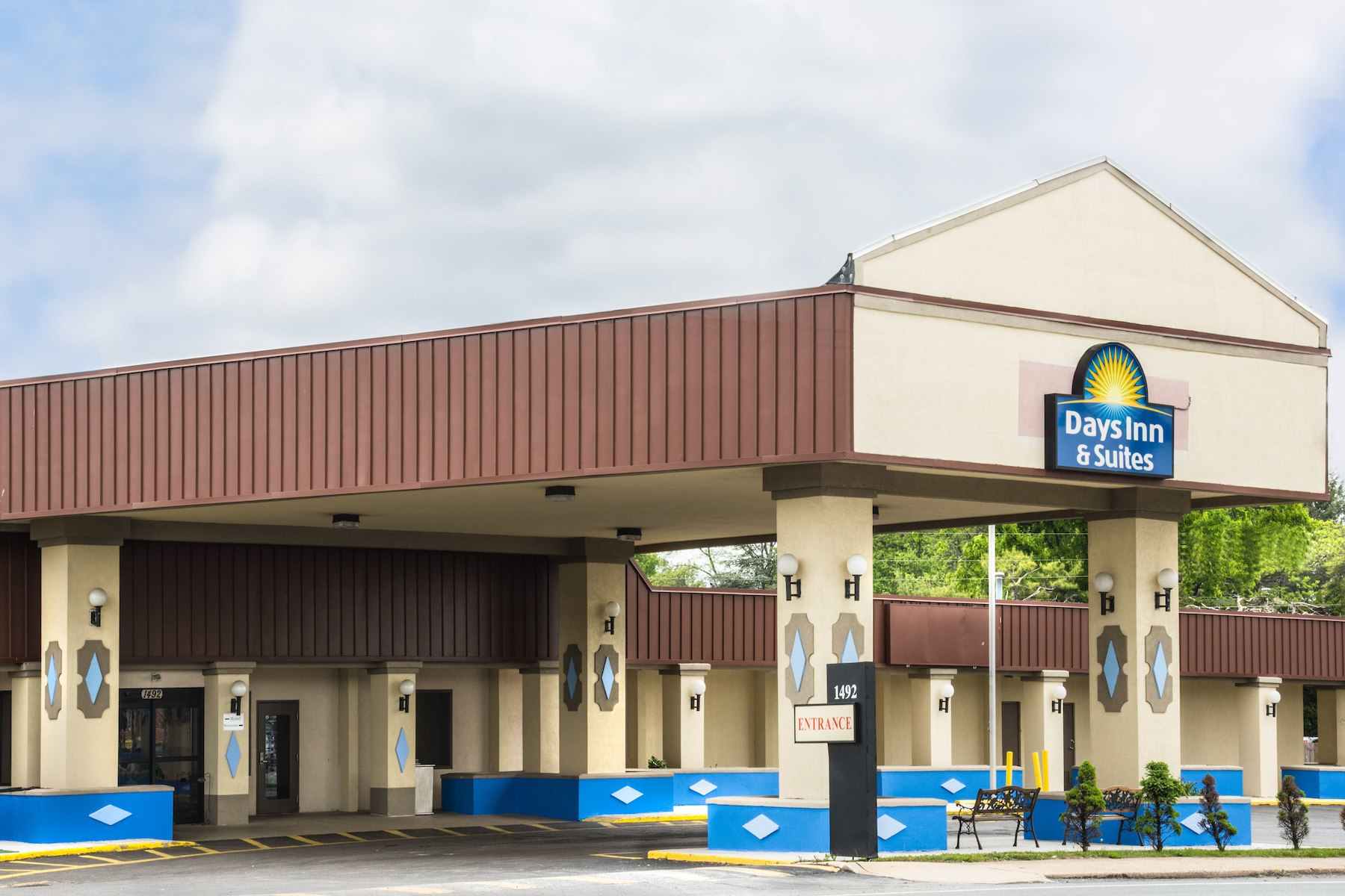 Days Inn & Suites by Wyndham Lancaster