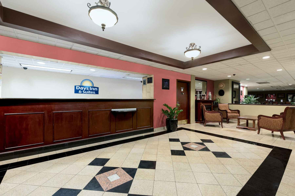 Days Inn & Suites by Wyndham Lancaster