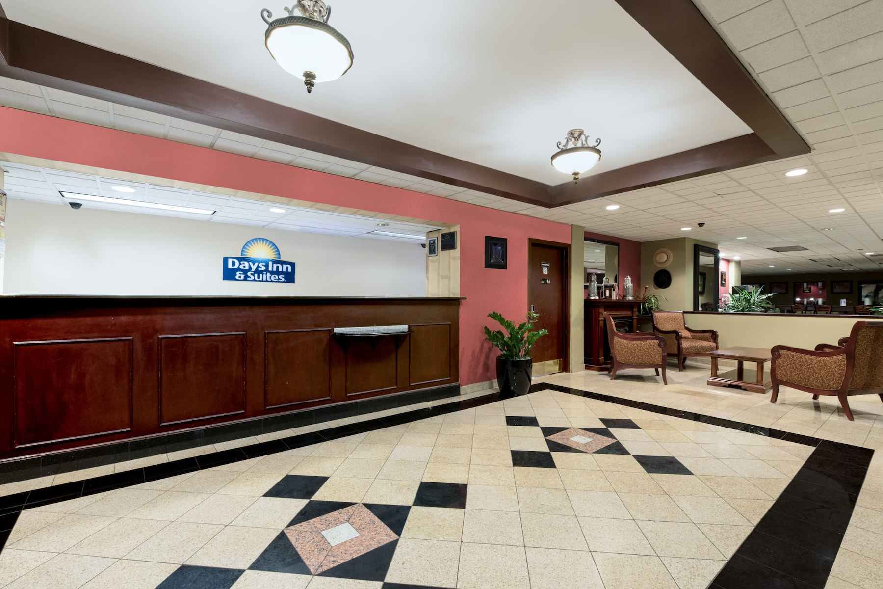 Days Inn & Suites by Wyndham Lancaster