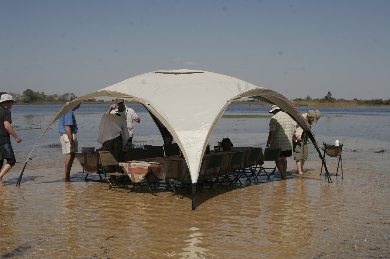 Okavango Still Mobile Boating Safaris
