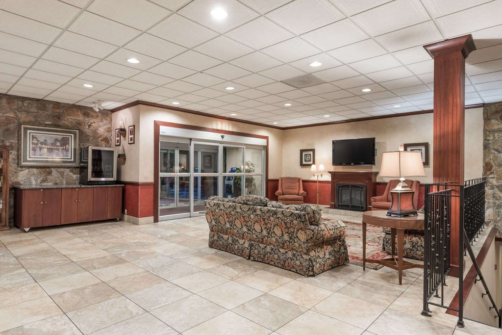 Ramada Hotel & Conference Center by Wyndham State College