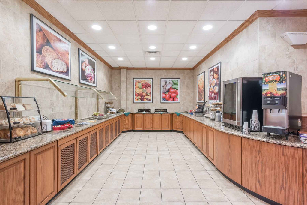 Ramada Hotel & Conference Center by Wyndham State College