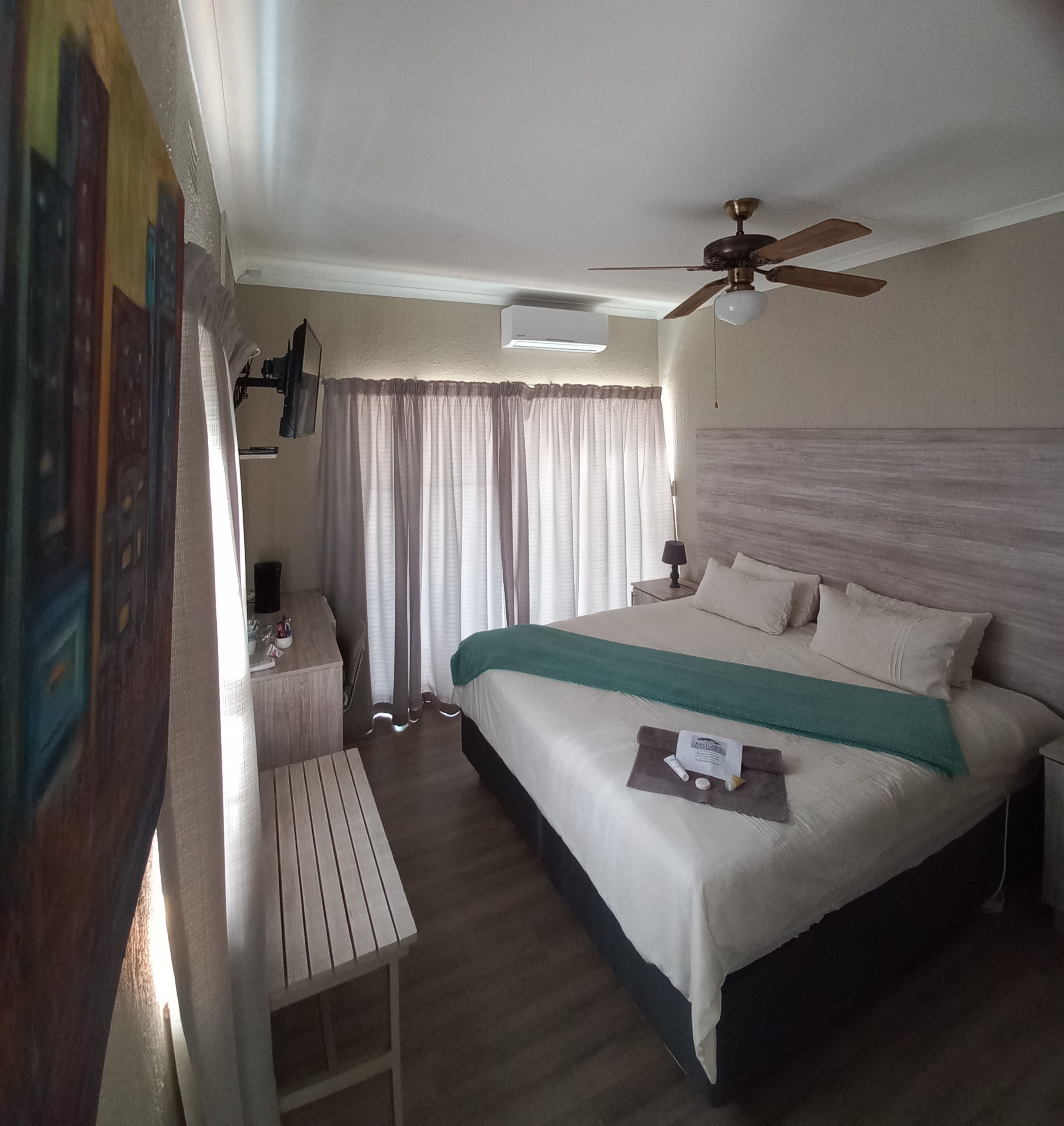Room 1