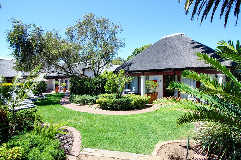 Cape Village Lodge