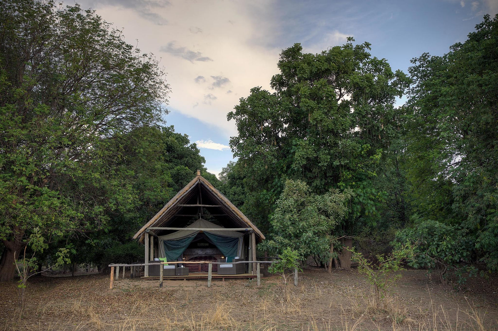Luxury Safari Tents at Flatdogs Camp