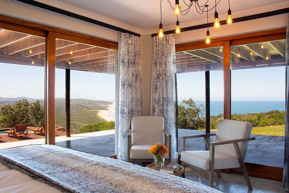 Luxury Suite gallery image 2