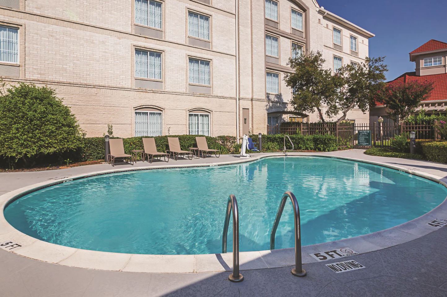 La Quinta by Wyndham Dallas Plano West
