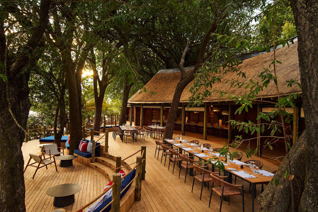 Main Dining Area, Rondavel Bar & *Private Dining  gallery image 1