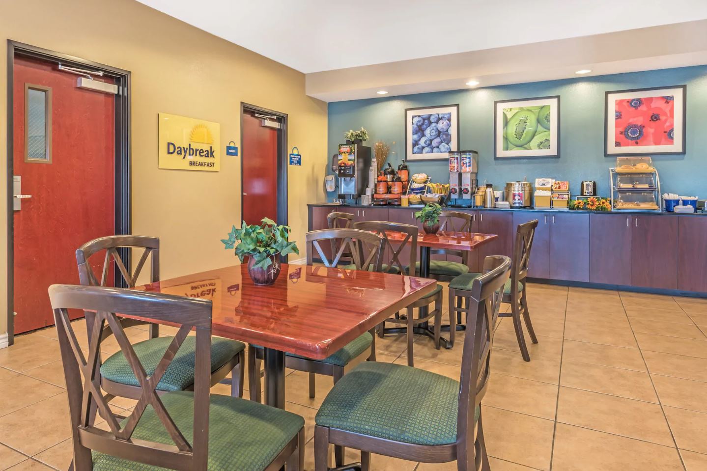 Days Inn by Wyndham Rockdale Texas