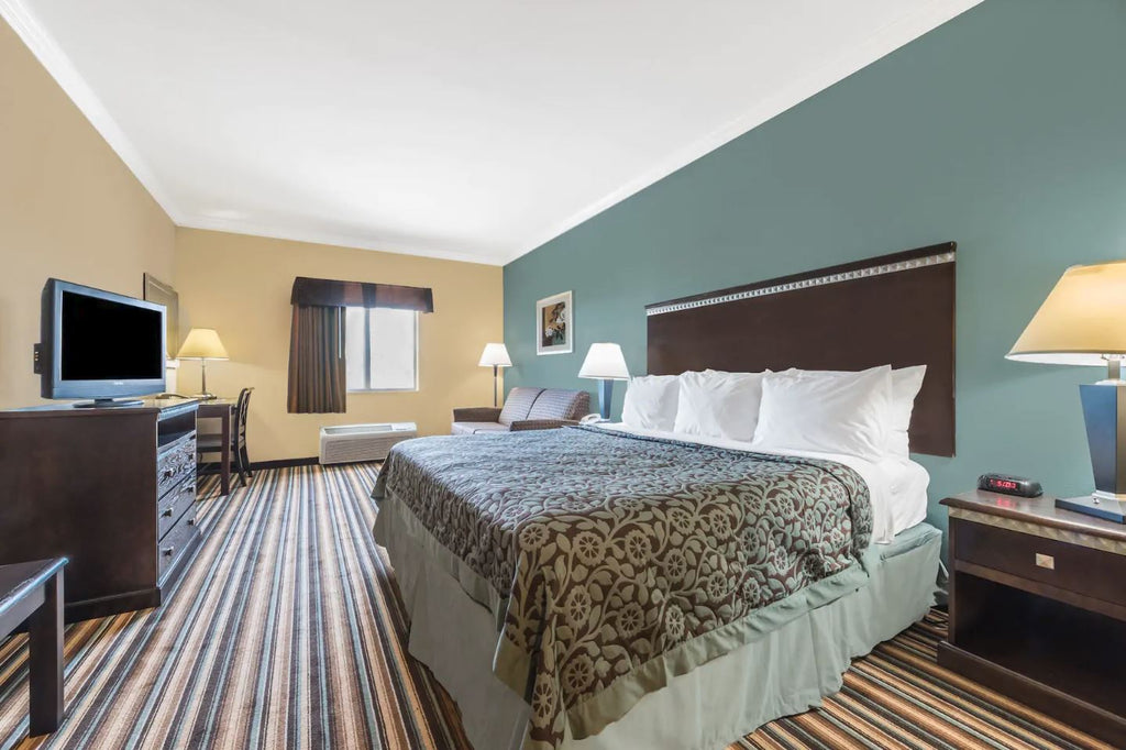 Days Inn by Wyndham Rockdale Texas
