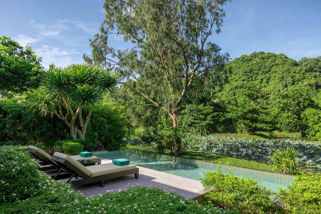 Lagoon Pool Villa