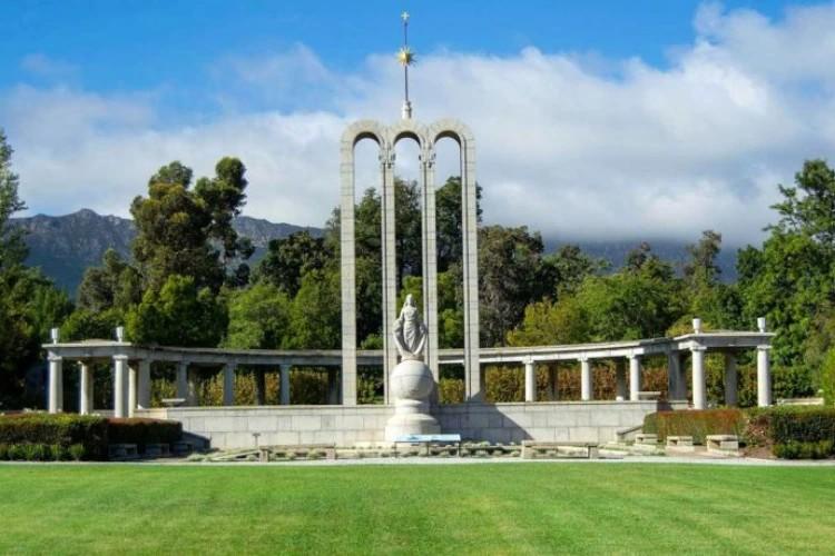 The valley of Franschhoek gallery image 7