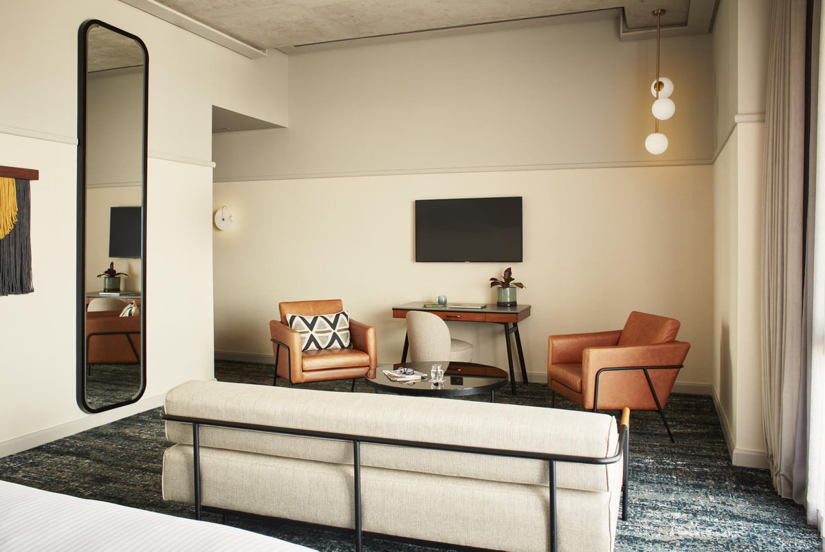 Headliner Suite gallery image 6