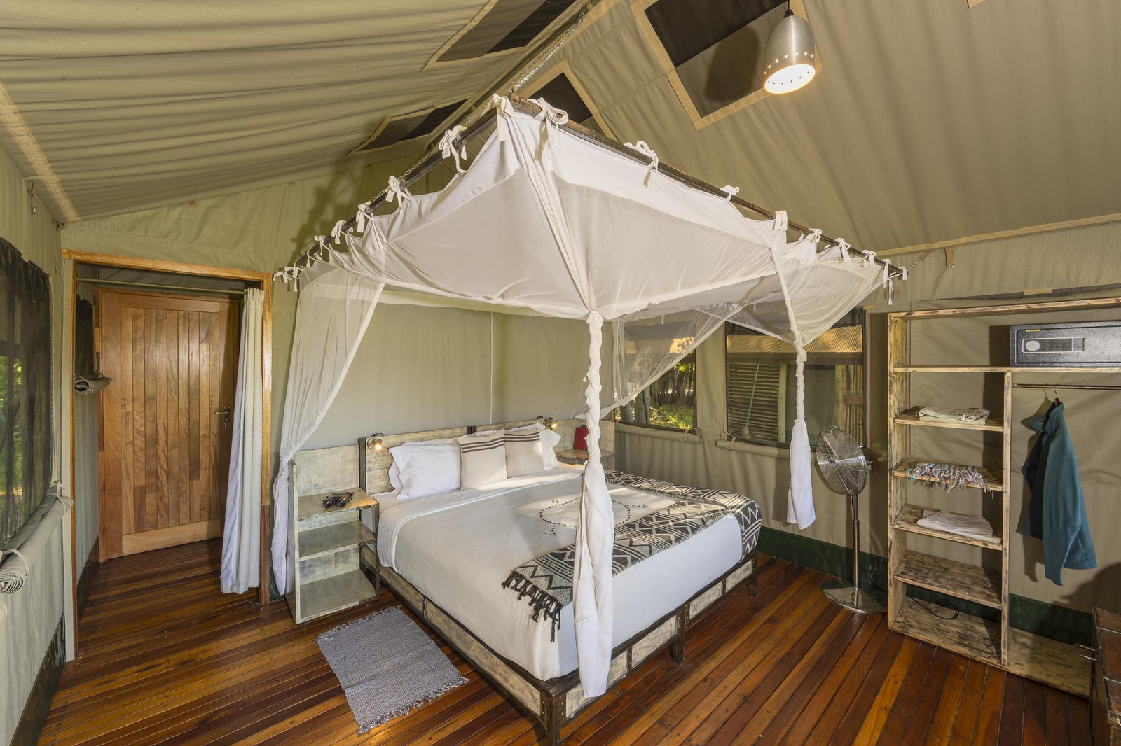 Meru Tents
