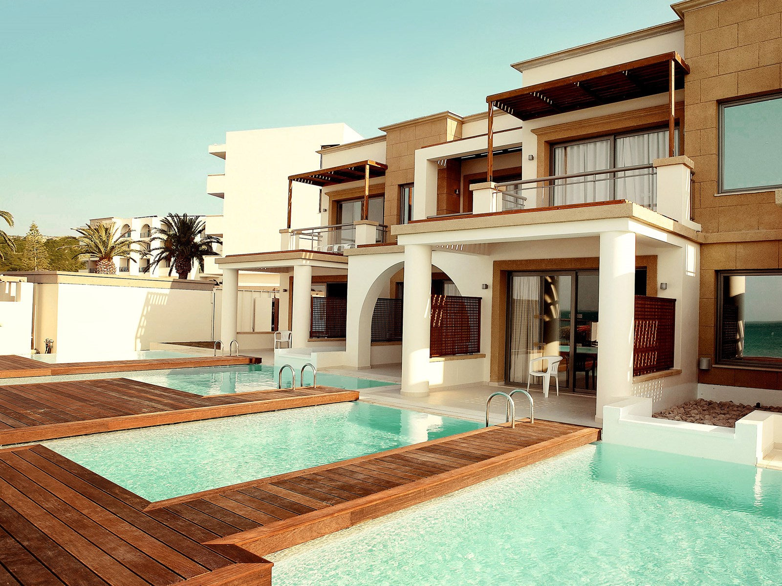 SENTIDO Ixian All Suites