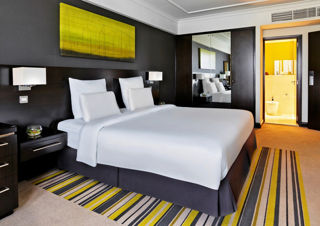 Pullman Dubai Creek City Centre Residences