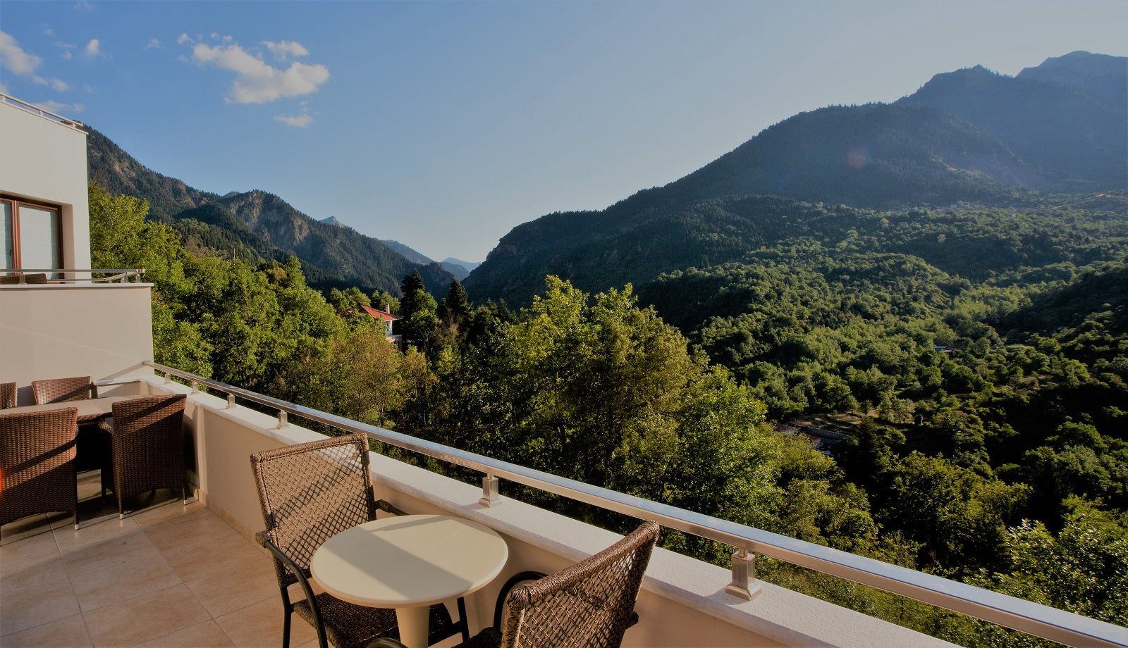 Forest Suites Boutique Hotel