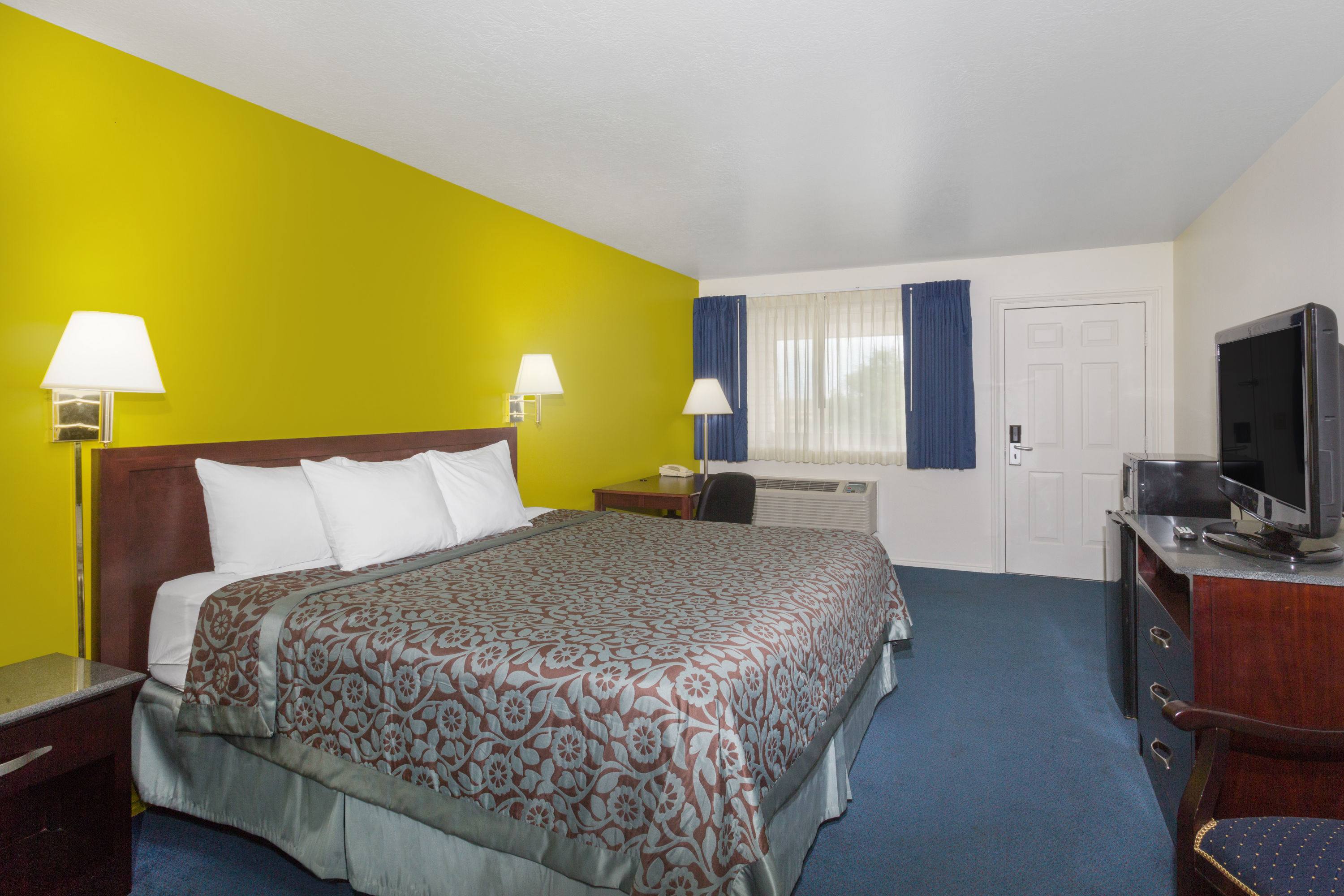 Days Inn by Wyndham Delta