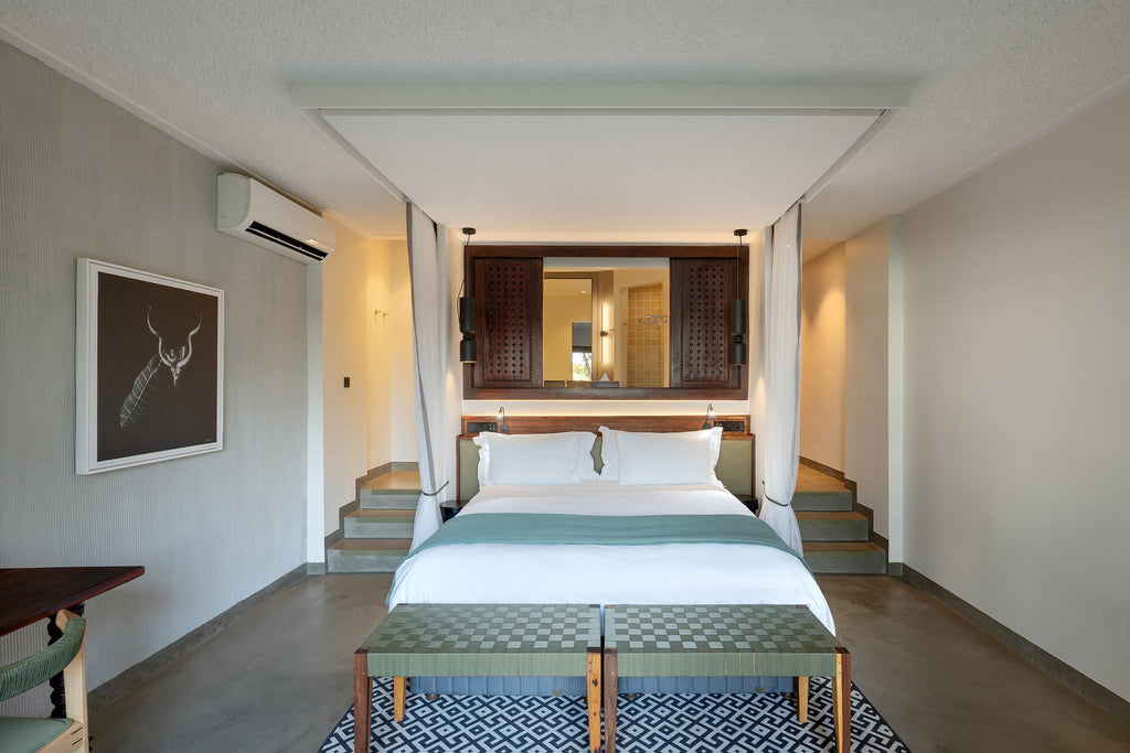 Deluxe River Facing Room gallery image 3