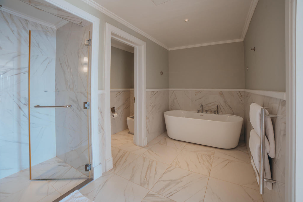 2 Bedroom Deluxe Ocean View Suite gallery image 4