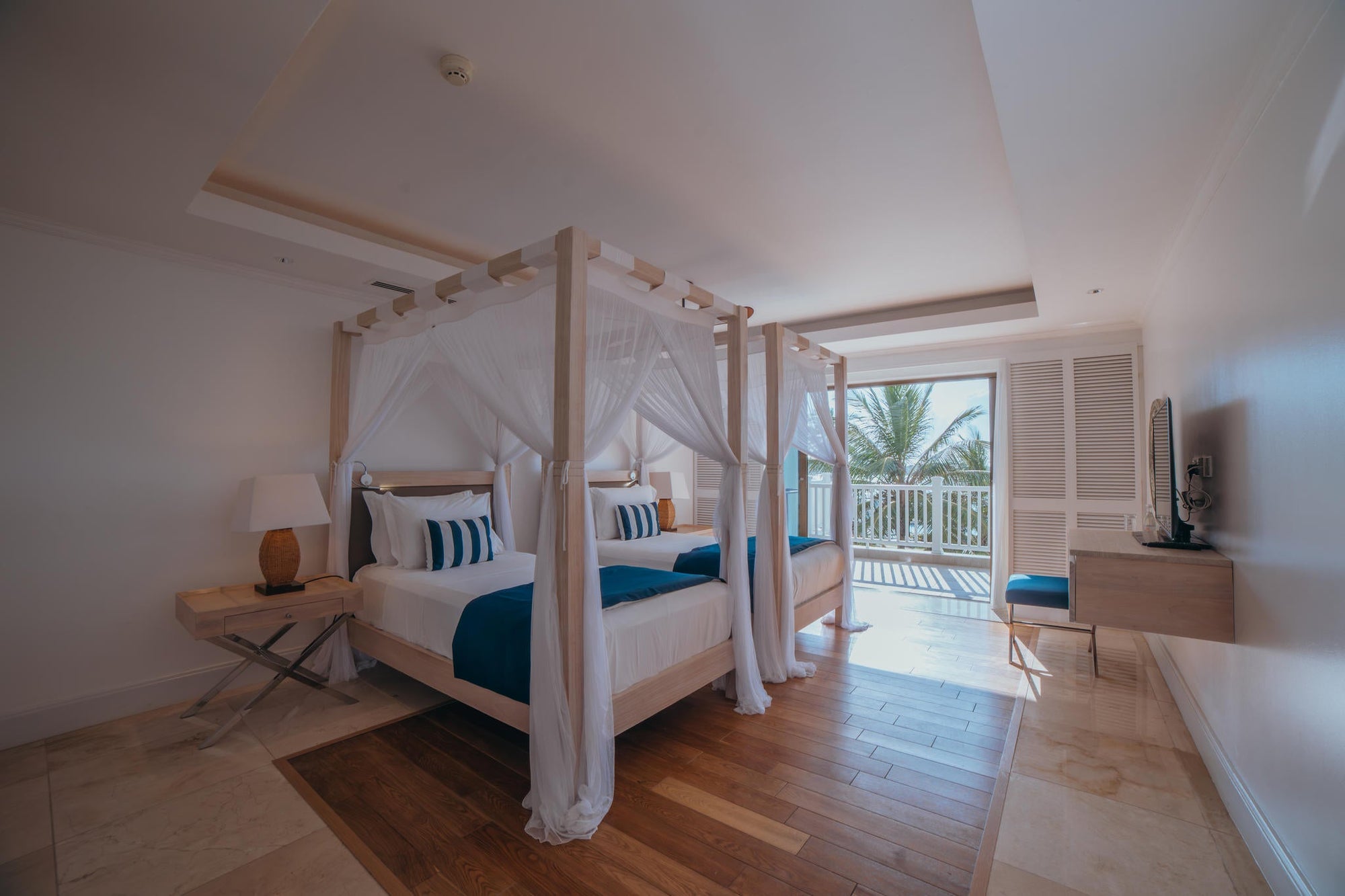 2 Bedroom Ocean View Suite gallery image 9