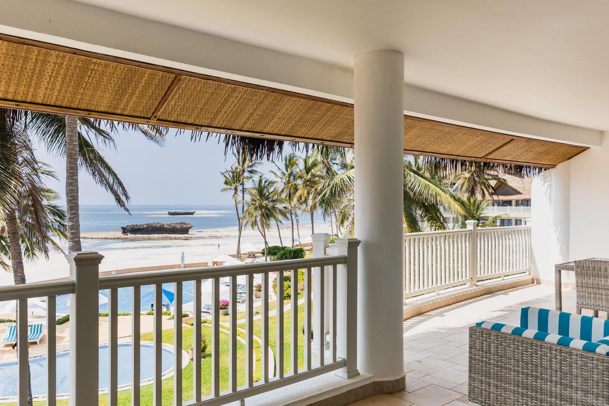 2 Bedroom Ocean View Suite gallery image 13
