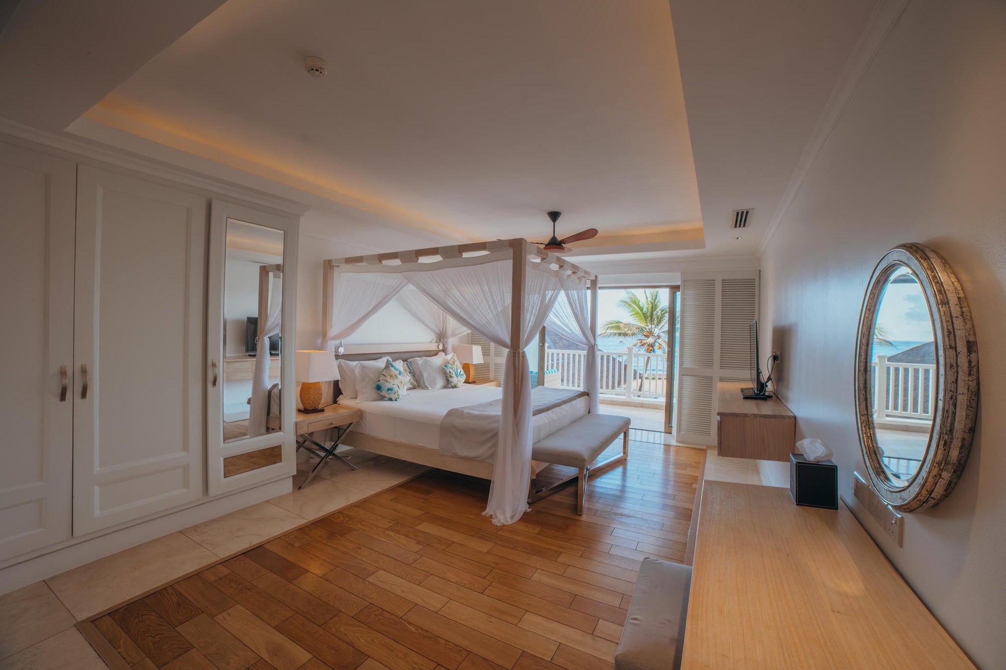 1 Bedroom Ocean View Suite gallery image 11