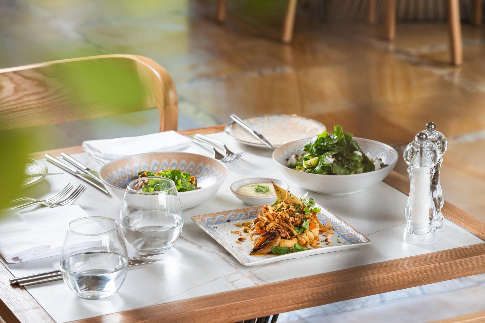 Isola Restaurant gallery image 2