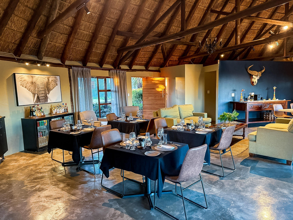 Elephants Lodge Restaurant  gallery image 2