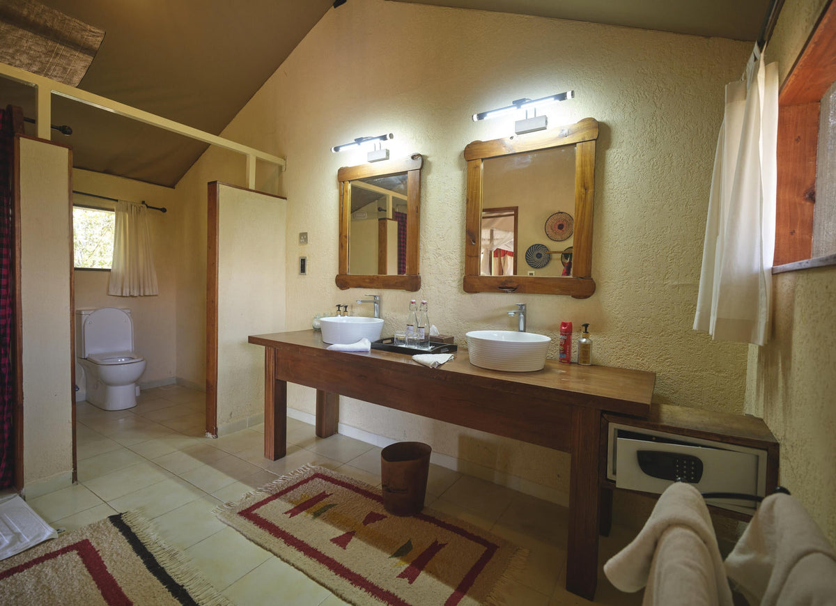 Luxury Tents gallery image 6