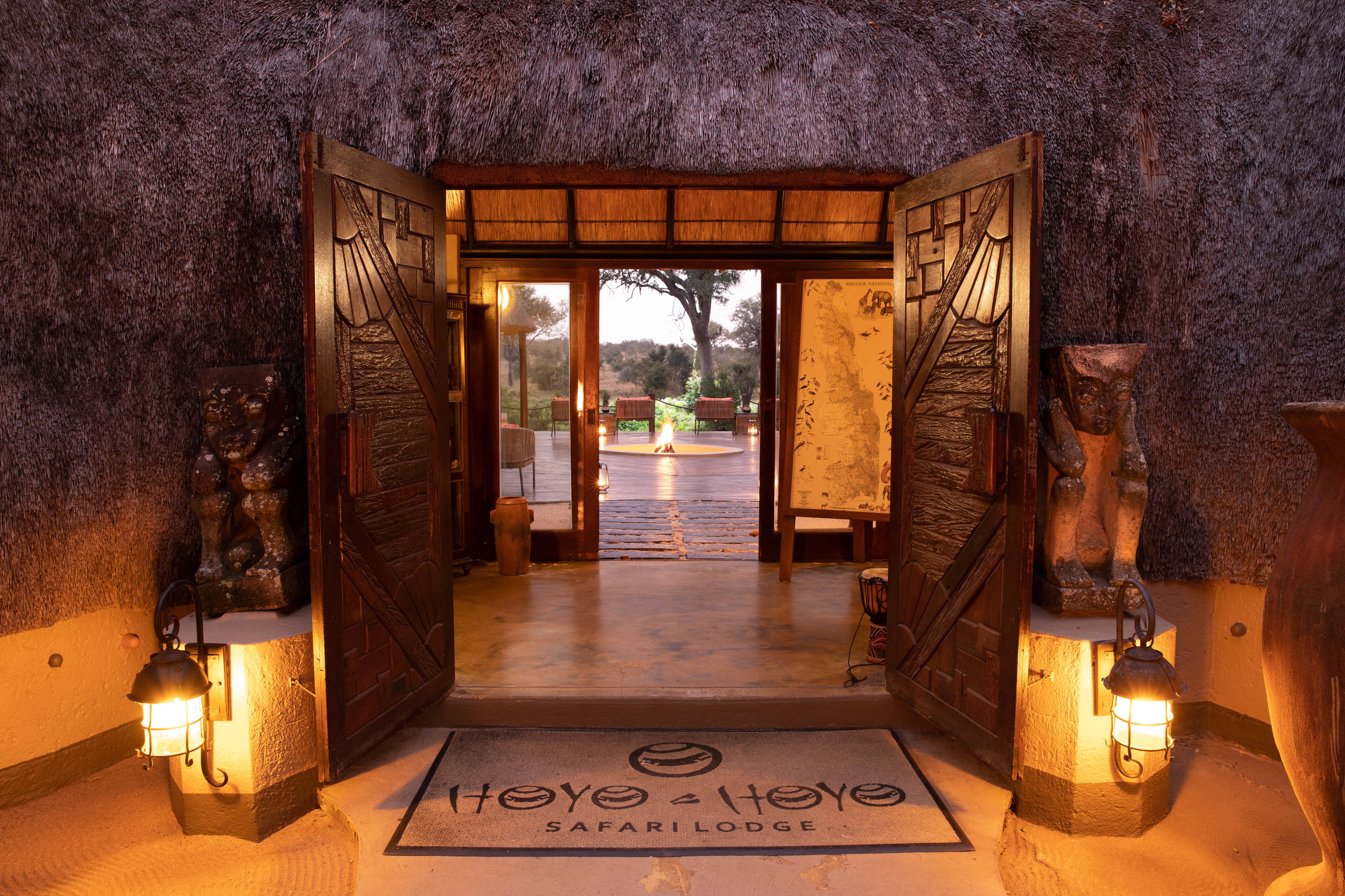 Hoyo Hoyo Safari Lodge - Entrance 1