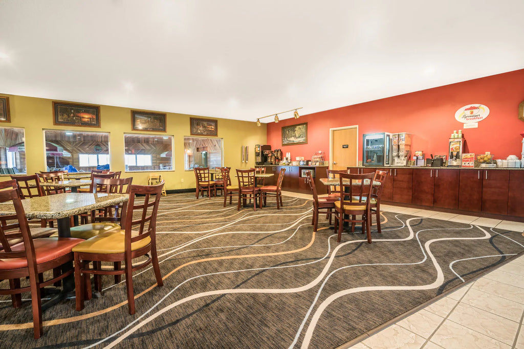 Super 8 by Wyndham Osseo WI