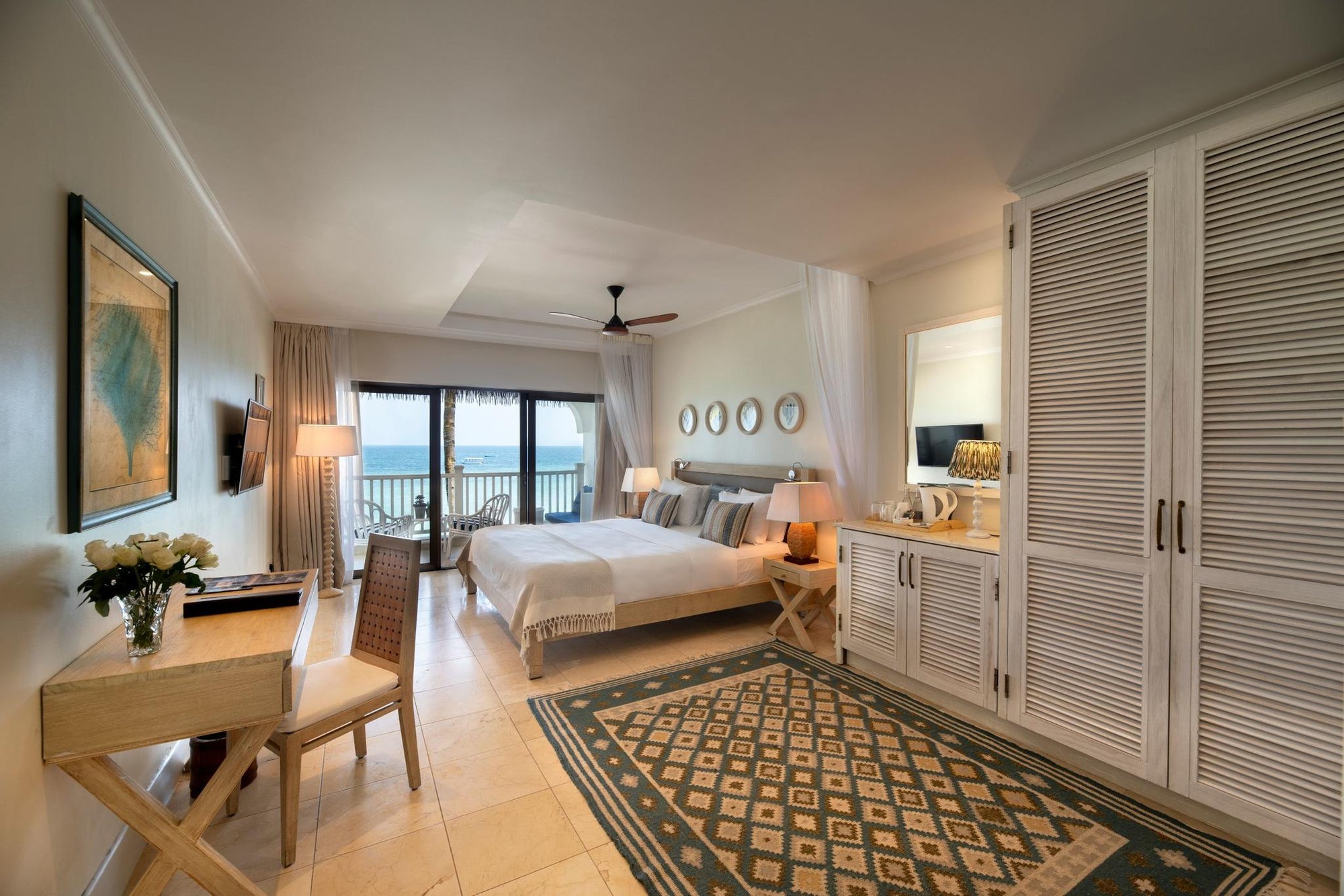 Deluxe Ocean View Double/Twin gallery image 4