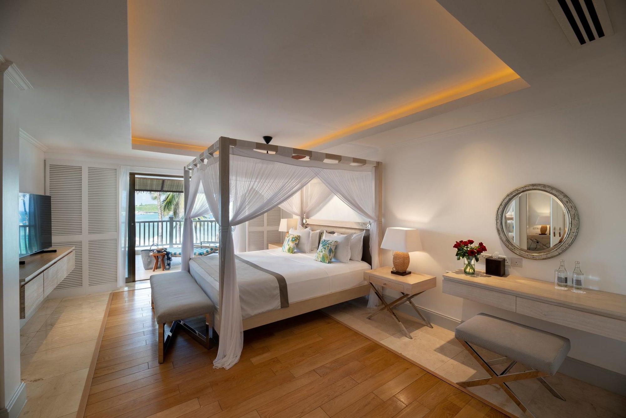 2 Bedroom Ocean View Suite gallery image 1